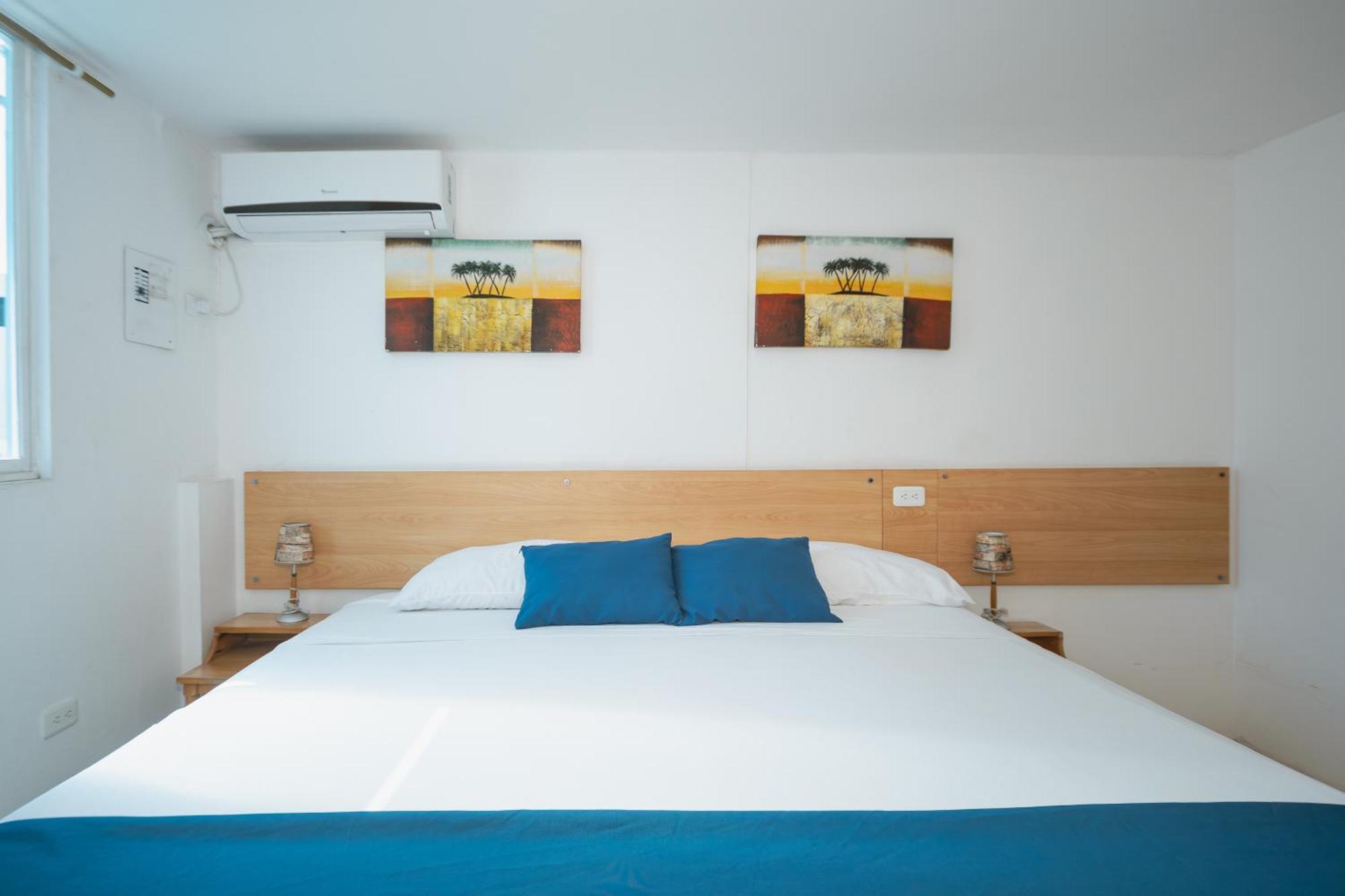 Hotel Casa Latina Manta Bagian luar foto