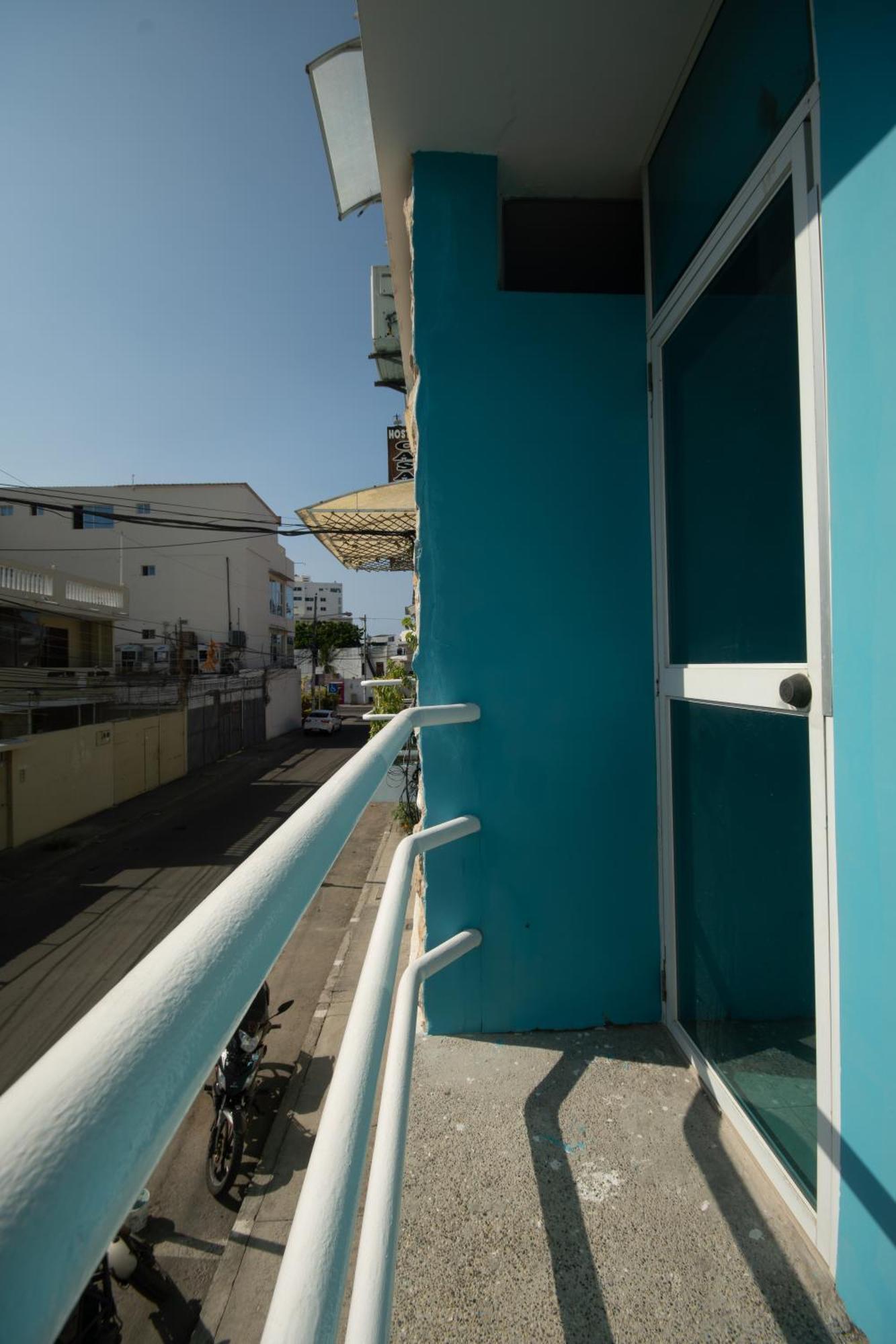 Hotel Casa Latina Manta Bagian luar foto